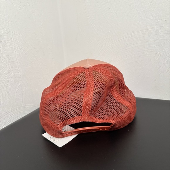 Altar'd State Smiley Face Trucker Hat Cap New NWT Dusty Rose Snapback‎ Unisex - Picture 3 of 6